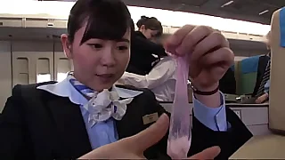 1「制服・下着・全裸」でおもてなし　またがりオマ〇コ航空 11　デカ尻便