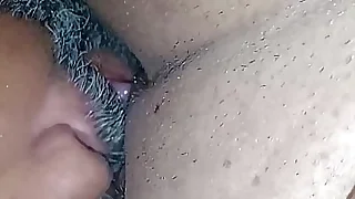 CASAL GOZANDO JUNTOS ELA FAZENDO SQUIRT ELE GOZANDO E SE TREMENDO TODOhorrana squirt