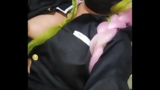 Mi amiga otaku con cosplay de mitsuri se pone caliente después de la convencion parte