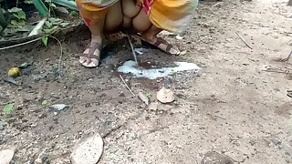 desi aunt nature pissing be experiencing watch