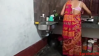 Red saree Kitchen Sexual relations In Sonali  Dependable Video By Localsex31