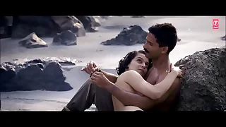 Kangana Ranaut Gogo nude scene
