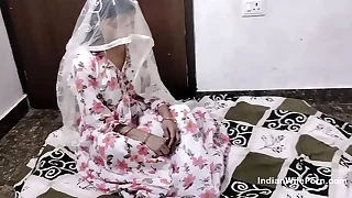 Sexcrazed Amateur Desi Indian Couple Having a Good Fuck