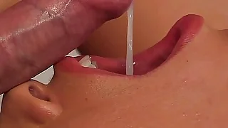 HD SloMo CuminMouth Cumshot