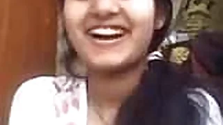 Desi young natkhat Indian bachi Chunky Titties