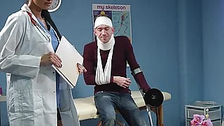 Unearth drive doctor Ania Kinski wants all round tone a beast apparatus