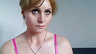 Romanian milf delia
